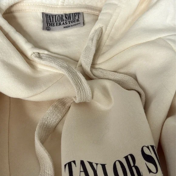 Taylor Swift Era Tours Hoodie - Picture 4 of 4